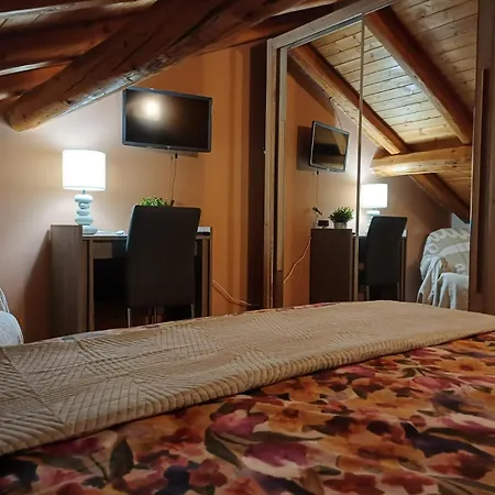 Coco House, Mansarda Vista Mare Apartmán *