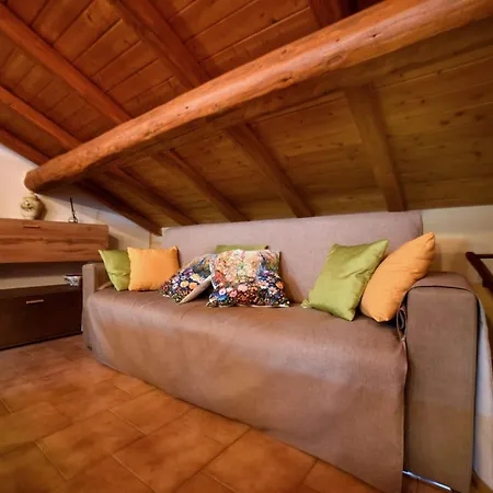 Coco House, Mansarda Vista Mare アパート *
